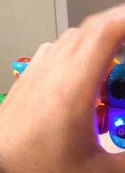 灯光车轮火车头