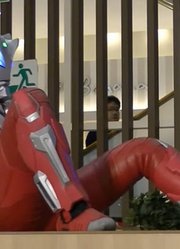 奥特曼舞台剧：刚燃捷德被魔王兽打倒在地，奥特之父现身相救