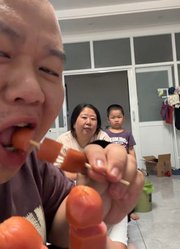 张小胖笑起来真好看的2026年合集2