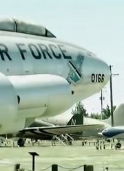 UFO猎手（五十六）：尾随空军飞机的不明物体做出了什么动作