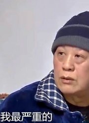 男子和路人发生冲突，竟叫上自己的员工，将被害人拖至房间里毒打