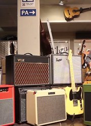 12款吉他一体箱评测Fender1969STRAT演奏