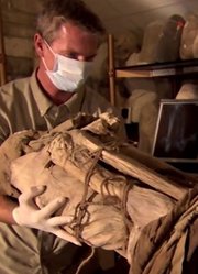 考古揭秘（八十一）：解开裹尸布是需要耐心的技术活