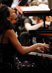 卡蒂雅·布尼亚季什维莉演奏拉赫玛尼诺夫《第三钢琴协奏曲》，2012年韦尔比耶音乐节