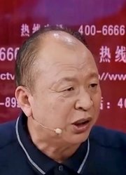 唐山地震幸存老兵，苦寻战友40年，门开后催人泪下