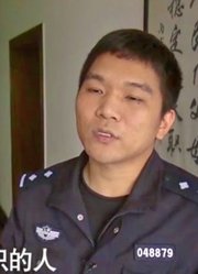 男子有多次盗窃前科，刑满释放后再次作案，面对证据他竟拒不承认