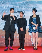 周杰伦首任《一万公里的约定》监制飞港为电影造势。